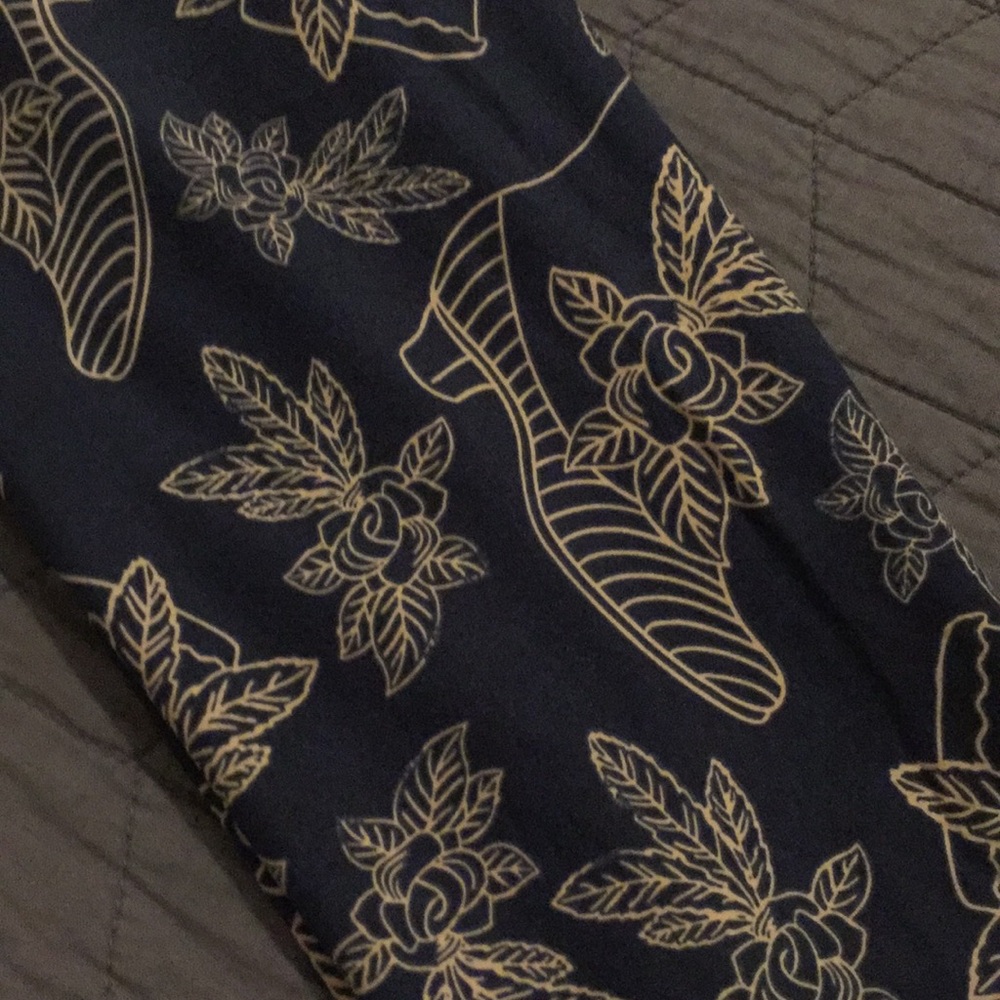NWOT! LuLaRoe OS Leggings